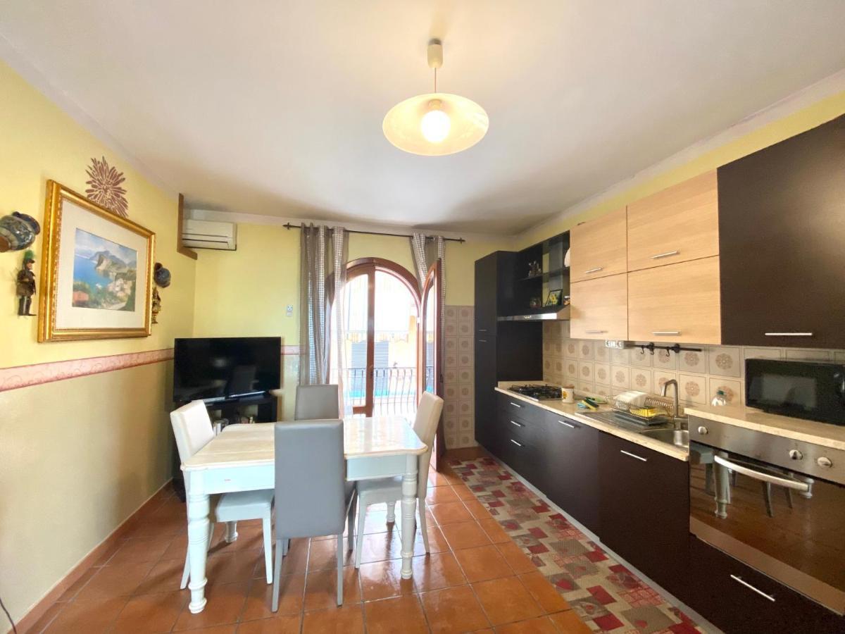 Apartments Mikros Джардіні-Наксос Екстер'єр фото